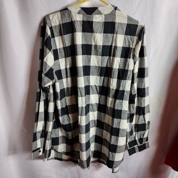 Woman Within flannel top - Picture 2 of 7